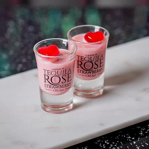 Tequila Rose Gift Set - Strawberry Cream Liqueur 2 x 5cl Miniature with 2 x Shots Glasses. Gift set to enjoy and drink in style.