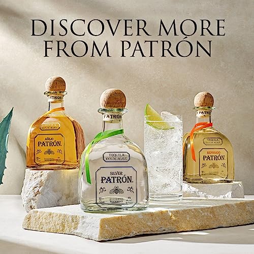 PATRÓN Silver Premium Tequila and Cocktail Shaker with Gift Box, Made from the Finest 100% Weber Blue Agave, Handcrafted in Small Batches in Mexico, 40% ABV, 70cl / 700ml