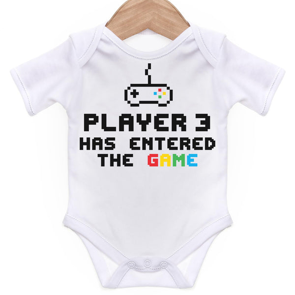 ART HUSTLE Player 3 Has Entered The Game Short Sleeve Bodysuit/Baby Grow For Baby Boy Or Girl (White, 0-3m) - Gift Guide