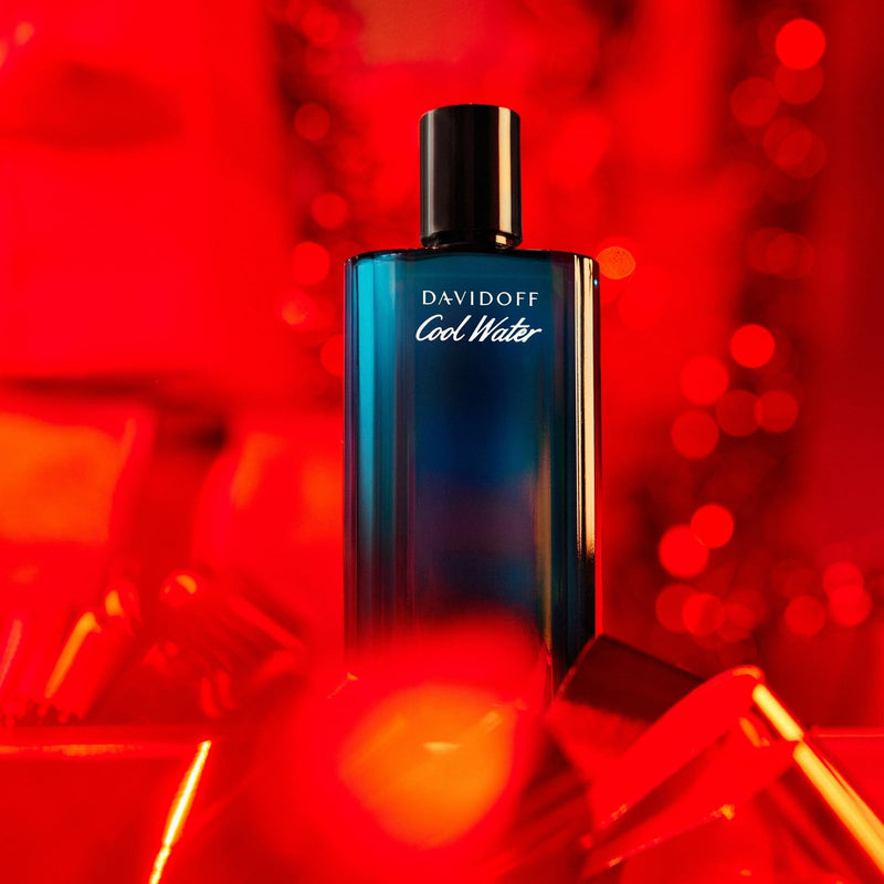 Davidoff Men's 2-Piece Cool Water Eau de Toilette Festive Gift Set including an Eau de Toilette 40ml and Shower Gel 75ml