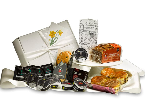 Daffodil Foods The Welsh Afternoon Tea Hamper | Luxury Food Gift Ideas for Women Birthday Hamper Gift | Afternoon Delight Gift Hamper for Everyone | Tea Hamper for Any Occasion or Anniversary - Gift Guide