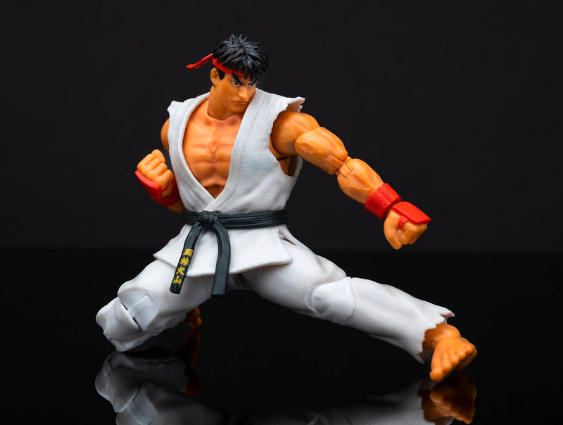 Jada - Street Fighter II Ryu, Articulated Figure 15 cm, with Interchangeable Hands and Head, Accessories and 20 Articulated Points (253252025), White