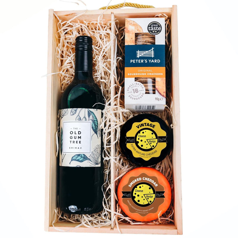 Cheese and Wine Gift Set | Red Wine Shiraz Pairs Perfectly With 2 Truckles and Crackers Hamper - Gift Guide