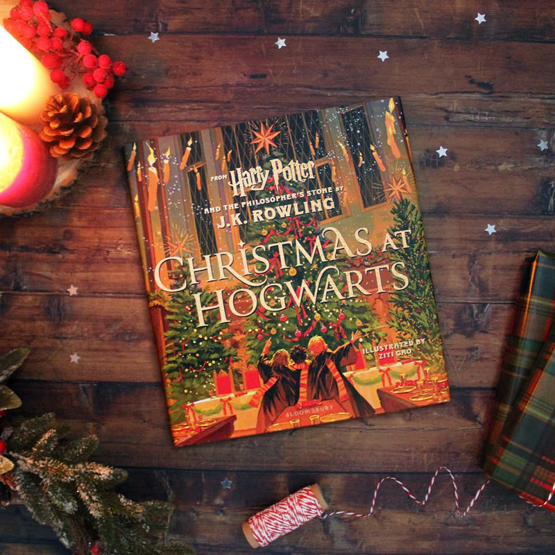 Christmas at Hogwarts: A joyfully illustrated gift book featuring text from ‘Harry Potter and the Philosopher’s Stone’