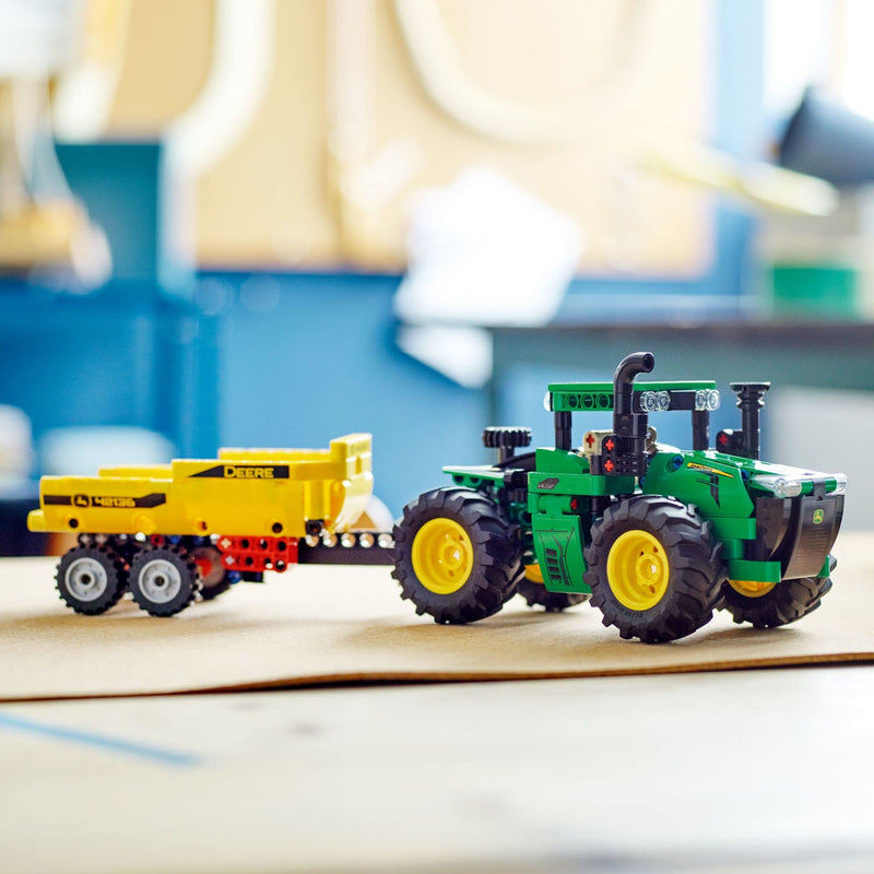 LEGO Technic John Deere 9620R 4WD Tractor Toy with Tipping Trailer, Classic Style Farm Toys for Kids, Boys & Girls 8 Plus Years Old, Collectible Model Building Set 42136