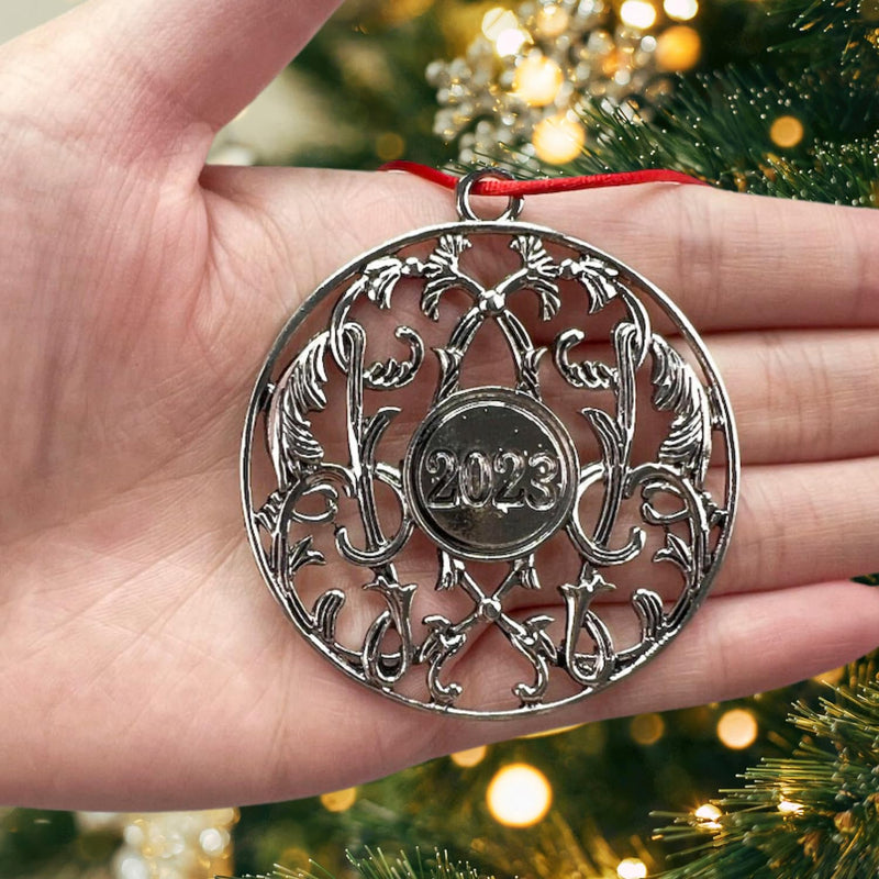 Orapink Christmas Ornament - Christmas Tree Hanging Decor, Holiday Hanging Decor, Xmas Tree Decoration, Metal Pendant for Christmas Tree Home Decor - (Snowman) - Gift Guide