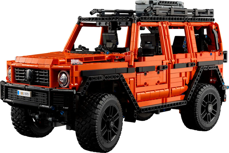 LEGO Technic Mercedes-Benz G 500 PROFESSIONAL Line Building Set, Model Car Kit for Adults to Build, Collectible 4X4 Off-Road Vehicle, Gift for Men, Women, Him or Her 42177