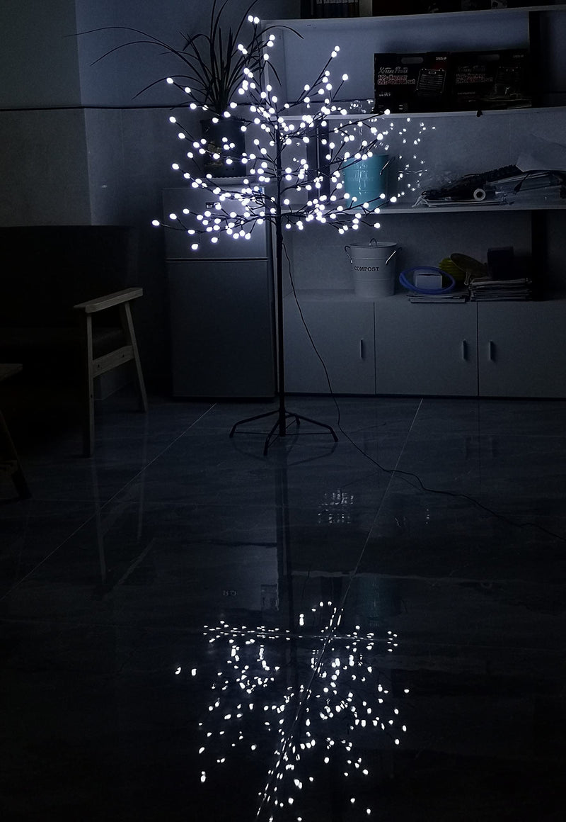 Elito Home & Garden® Xmas Tree 1.5m | 200 LED Berry Blossom Tree Christmas Tree| Large 5ft Pre-Lit Light Up Tree (White) - Gift Guide