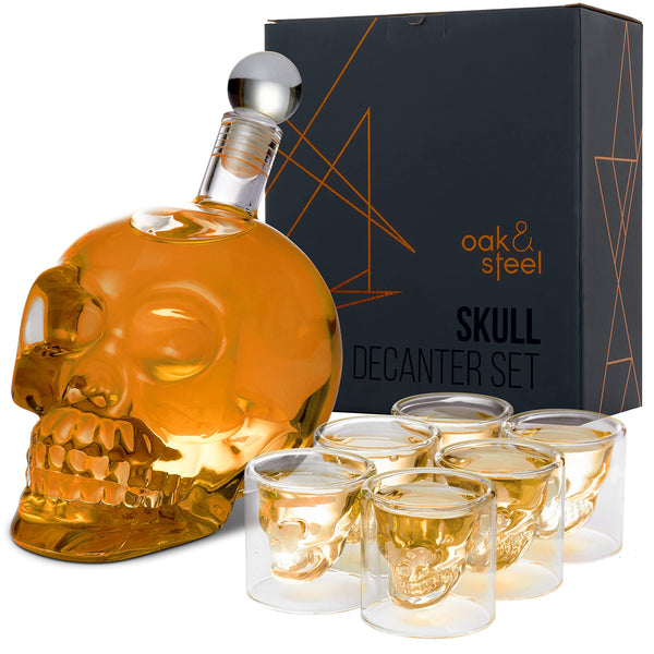 Oak & Steel - Skull Glass Decanter and 6 Skull Glass Shot Glasses, Premium Wine and Whiskey Dispenser, Halloween Birthday Gift Set Idea - 700ml