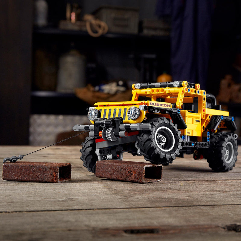 LEGO Technic Jeep Wrangler 42122 Building Kit; Let Kids Build a Stunning Model Version of the Jeep Wrangler Rubicon; Packed With Authentic Features, It Looks Just Like the Iconic 4X4 (665 Pieces)