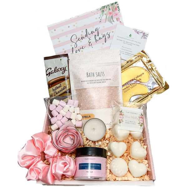 Pamper Gift Set for Women, Self Care Gift, Birthday Hamper Pamper Set for Her, Hug in a Box - Vanilla