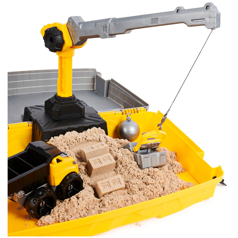 Kinetic Sand Construction Site Folding Sandbox Playset, for Kids Aged 3 and Up & Scents, Ice Cream Treats Playset with 3 Colours of All-Natural Scented Sand and 6 Serving Tools