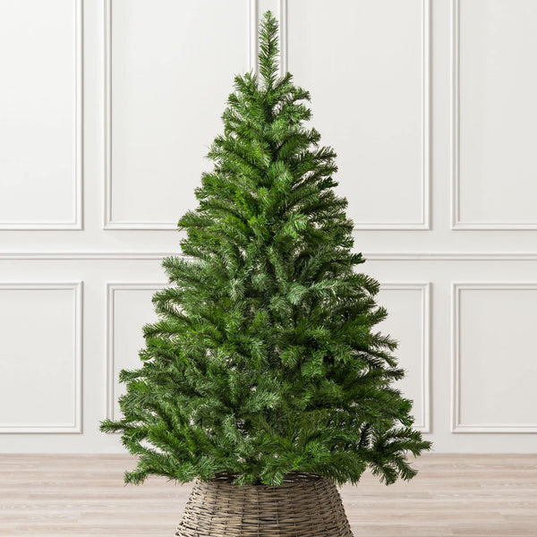 Christow Artificial Christmas Tree 5ft, Traditional Green Spruce, Bushy Branches, Natural Looking Dual Tone PVC Needles, Indoor Home Xmas Decoration, Easy Assembly with Stand (tree skirt not included) - Gift Guide