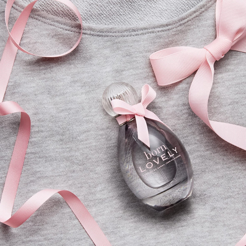 Sarah Jessica Parker Born Lovely Eau de Parfum for Women 30ml Spray, Floral Female Perfume, Fragrance For Women, Women's Eau de Perfume for Travel, Womens Perfumes - Genuine SJP Perfume for Women