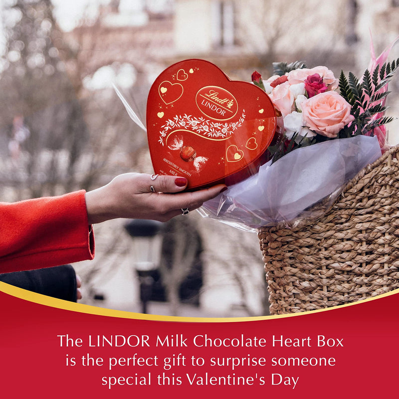 Lindt Lindor Amour Heart Chocolate Box, Chocolate Gift for Him and Her, 160 g