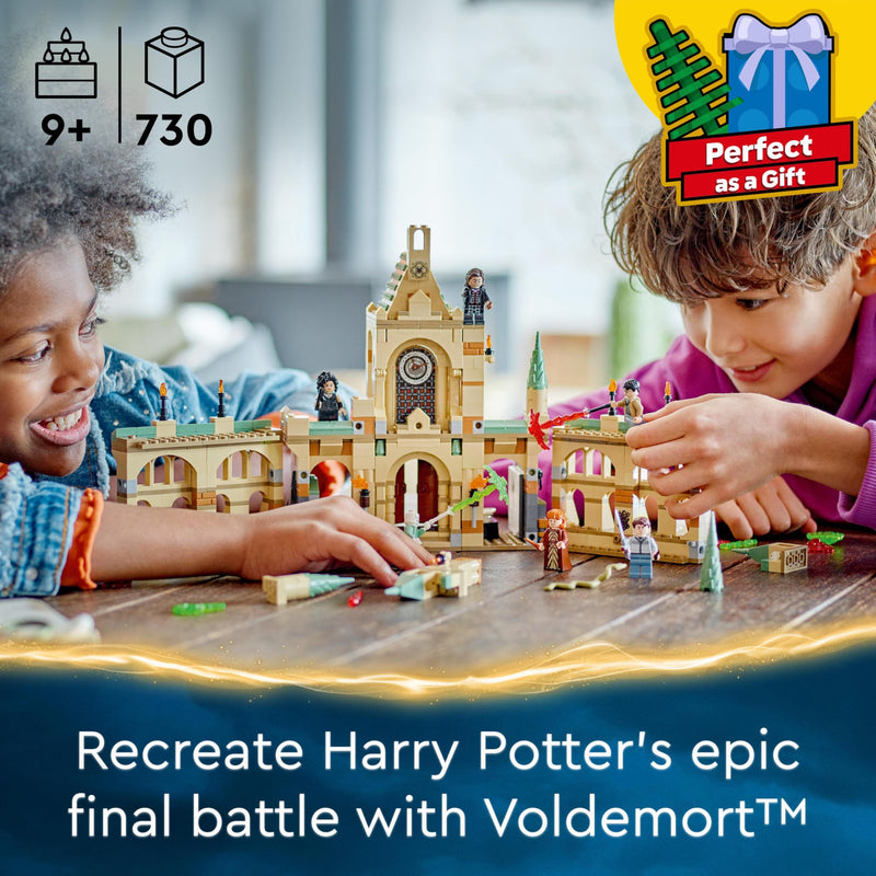 LEGO Harry Potter The Battle of Hogwarts, Castle Toy with Molly Weasley, Bellatrix Lestrange and Voldemort Minifigures plus the Sword of Gryffindor, Deathly Hallows – Part 2 Set, Gift for Kids 76415