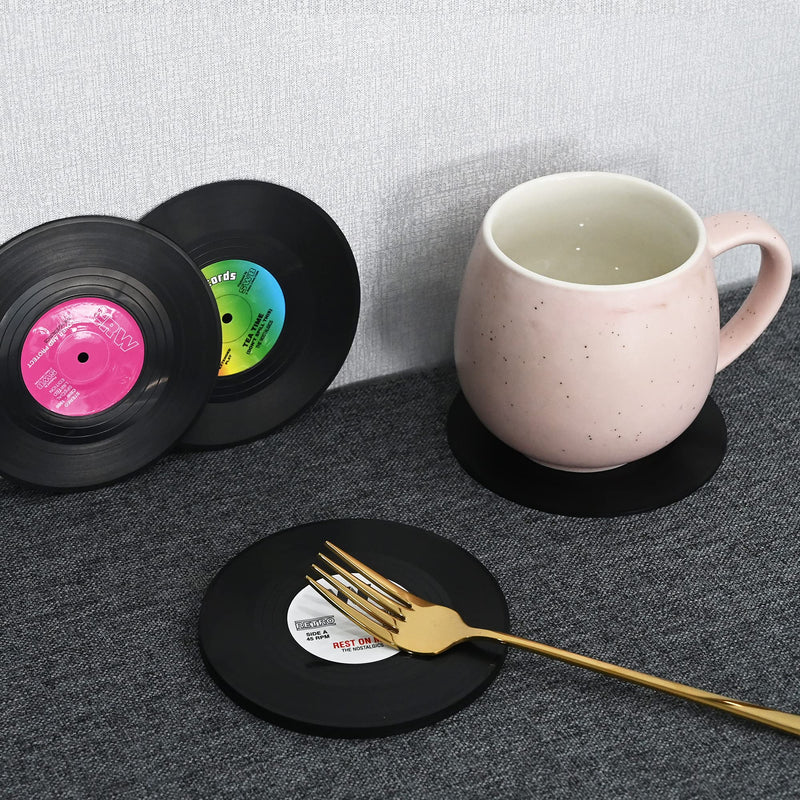 Drink Coasters Set of 6 Cup Pad Retro CD Record Mug Mat with Non-slip Tabletop Protection for Glasses Espresso/Coffee/Tea/Milk/Beer/Wine Glass Cup Home café Bar & Bistro Round 10.5cm