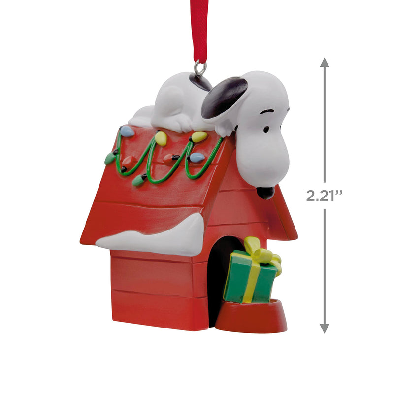 Hallmark Collectable Peanuts Snoopy on Doghouse Ornament, Snoopy Decoration, Christmas Hanging Ornament, Gifts for Christmas, Peanuts Comics - Gift Guide